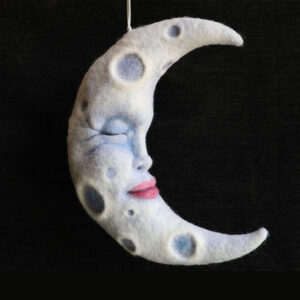 Needle felting tutorial man in the moon face with Kimberly Czar